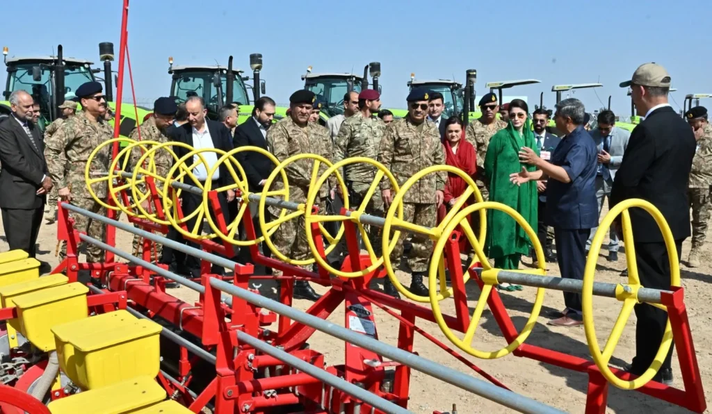 Green Pakistan Initiative launched in Cholistan to restore the environment.