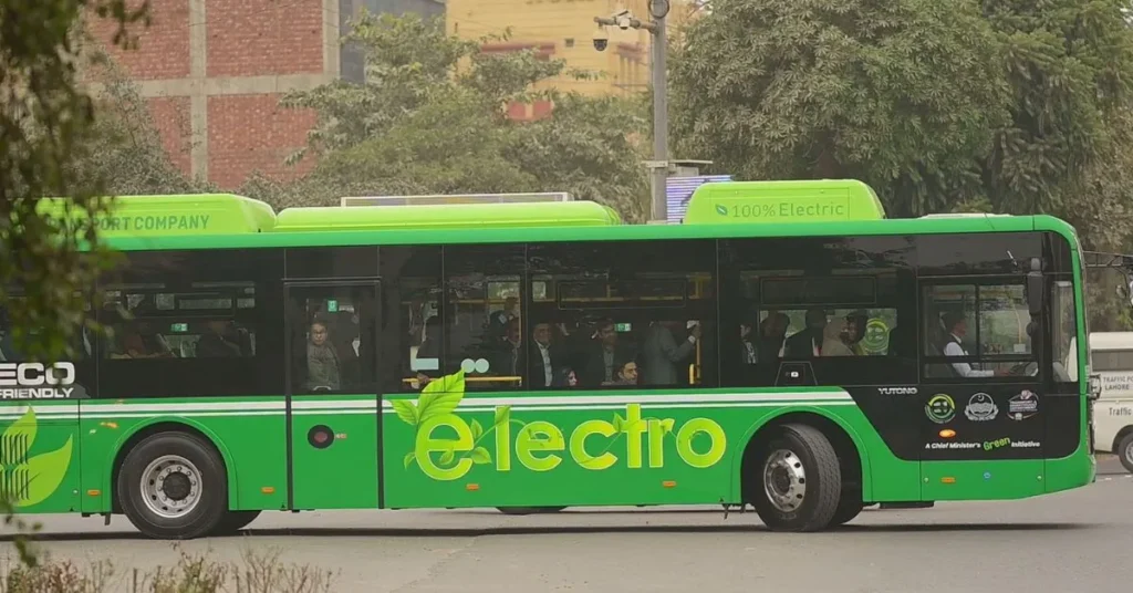 CM Maryam Nawaz inaugurates Pakistan’s first electric bus service, ushering in a new era of eco-friendly.