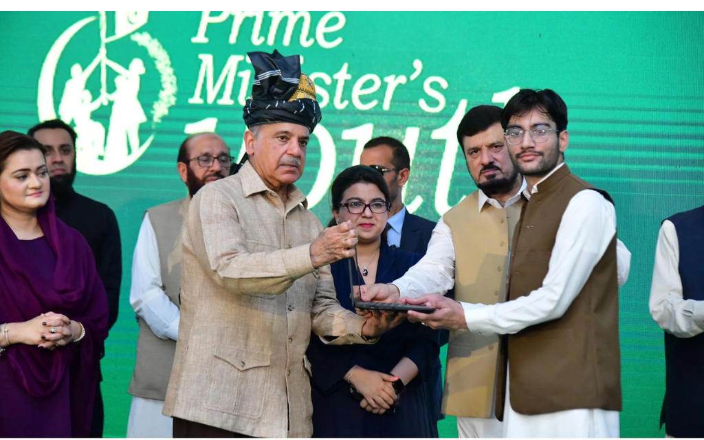 PM Laptop Initiative Phase 4