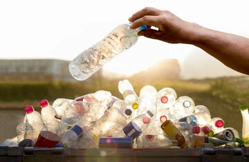 Punjab Launches Plastic Bottle Recycling Machines – Earn Rs. 1,000 for Plastic Waste 3 Plastic Reward Machine, Bottle Deposit Pakistan, Recycle Bottles for Cash, Plastic Recycling Scheme, Eco Cash Punjab, PET Bottle Recycling, Plastic Trade Machines, Green Pakistan 2025, Waste Collection Machines, Government Recycling Incentive,